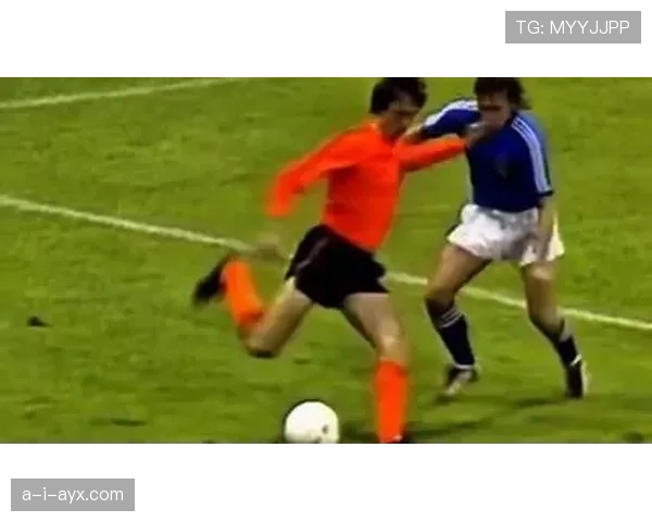 克鲁伊夫领导力持续影响现代足球：重塑理念与团队精神