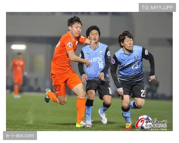 流血离场规则：球员出血必须立即处理，否则裁判有权强制换人？